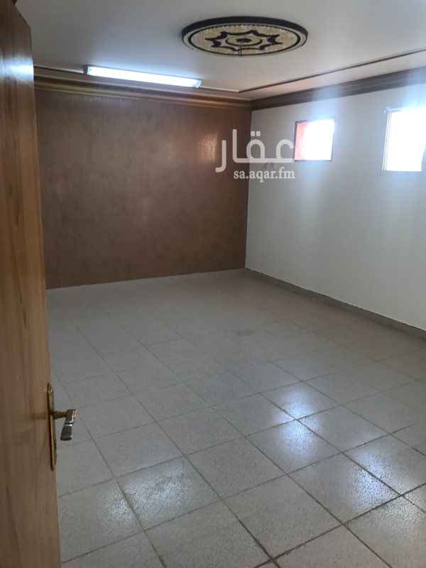 1711146 الايجار شقه نظيفه جدا 3 غرف
عوائل شارع عشرين
في فله
وشكرا
مكتب المشاري