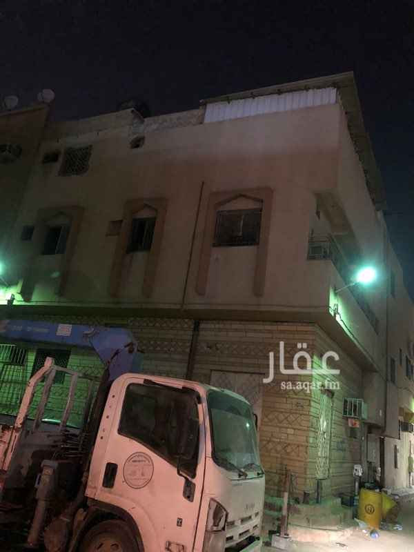 1652626 للايجار بالكامل عقد واحد
دورين وملحق
كل دور ٣ غرف وحمامين ومطبخ وصاله
ملحق غرفتين ومطبخ وحمام
للايجار بالكامل تواصل اتصل ع الجوال فقط 0551444720