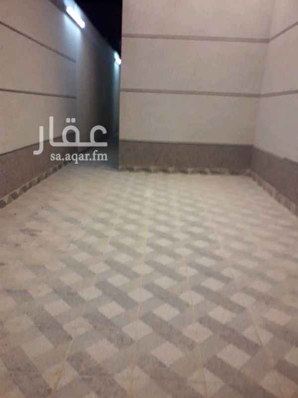 1553027 دور ارضي للايجار بحي المعالي.