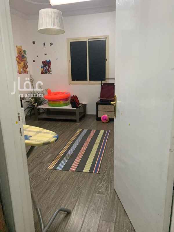 1756939 شقه غرفتين وصاله و٢ دوره مياه مطبخ ومكيفات راكب