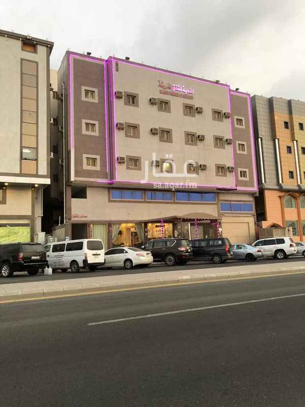 1345905 عمارة تجارية بها عدد اثنين بدروم مواقف على مساحة الارض كامله ، للشركات والمؤسسات ويفضل الدوائر الحكوميه