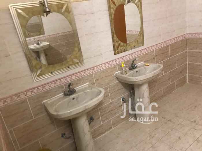 1349327 الموقع السيل الصغير مخطط التسامح
يوجد عداد كهرباء ( ١٠٠ أمبير )
المبنى يتكون من مجلس رجال مساحة ١٠*٨
وغرفة ضيافة مساحة ٥*٤
وثلاث دورات مياه مع اربع مغاسل للرجال
وصالة طعام مركزية مساحة ١٠*٦
وقسم النساء يتكون من مجلس نساء مساحة ١٠*٨
وغرفة ضيافة مساحة ٥*٤
وثلاث دورات مياه مع اربع مغاسل للنساء
ومطبخ مساحة ٥*٤ ومستودع مساحه ٢*٣
ويوجد جلسات كبيرة خارجية مع حوش مستقل ومدخل مستقل للنساء
ويوجد ملاحق خارجية في قسم الرجال عبارة عن : مشب مساحة ١٠*٥ وغرفة ضيافة مساحة ٤*٥
ودورات مياه خارجيه للرجال مع