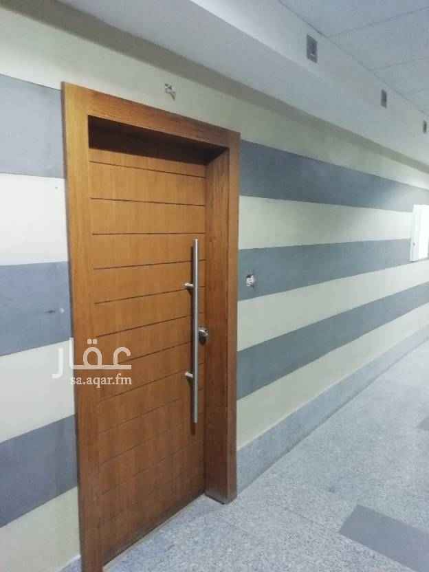 1399175 شقق مكاتب تجارية للشركات والمؤسسات بحالة جيدة