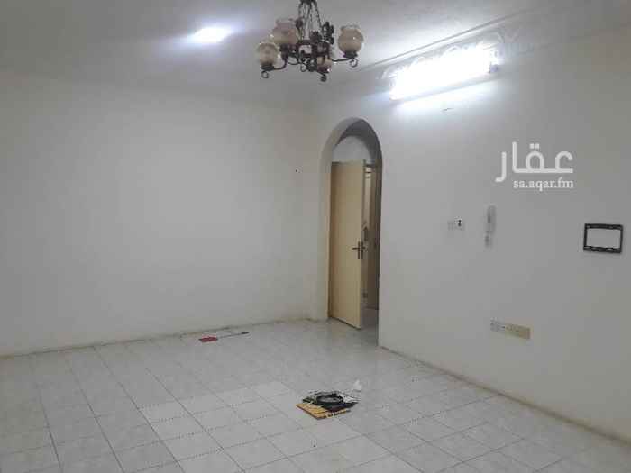 1693893 شقه عوائل 2نوم مجلس صاله مطبخ حمامين لها مدخلين المطبخ راكب . بها مكيفين شباك