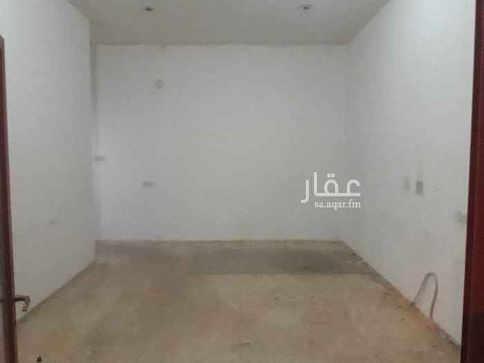 1693900 محل فتحه واحده للايجار على طريق ابي سفيان بن حرب حي المغرزات