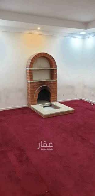 1576328 بيت في الدمام حي الفاخرية للايجار يحتوي على
مجلس ومقلط ومجلس خارجي
٦ دورات مياه
٤ غرف نوم غرفتين ماستر
صالتين
ومحلق علوي يحتوي على غرفتين وغرفه غسيل وسطح
وحوش
ومستودع خارجي
وغرفة للسائق
ومضلات في الحوش الخارجي.
المنزل متوفر للمعاينة