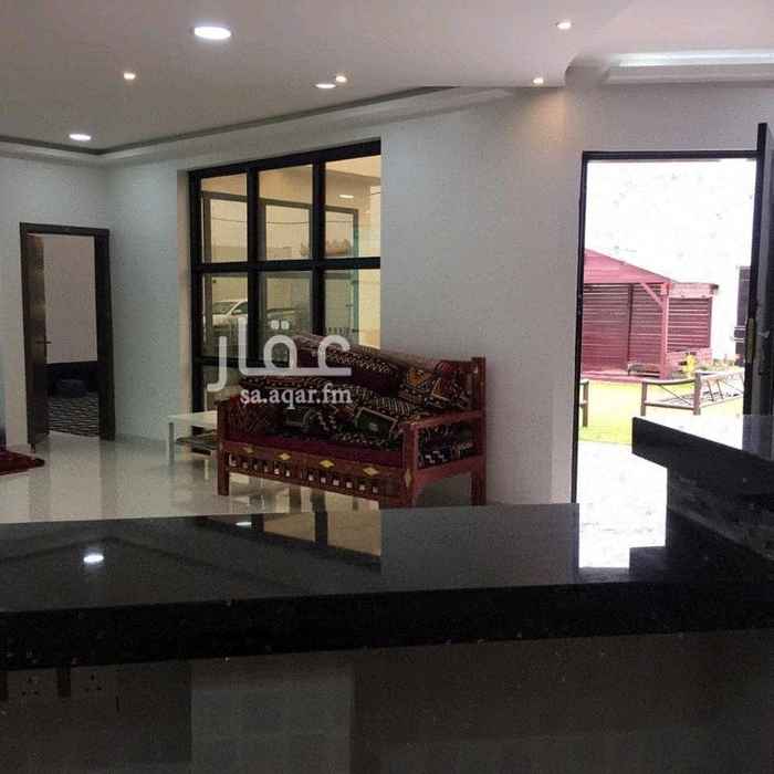 1268446 للبيع شاليه مساحته 700 صك مشاع جنوب خب روضان بالقرب من مستودع جزيرة الطفل على الدائري الغربي يتكون من قسمين رجال ونساء وغرفة للعامل بمطبخها وحمامها
قسم الرجال مجلس ومطبخ وحمام وحوش صغير
قسم النساء غرفة ومجلس نساء وصالة كبيره مع مطبخ امريكي وثلاث حمامات ومسطحات خضراء كبيرة مع مسبح مفلتر