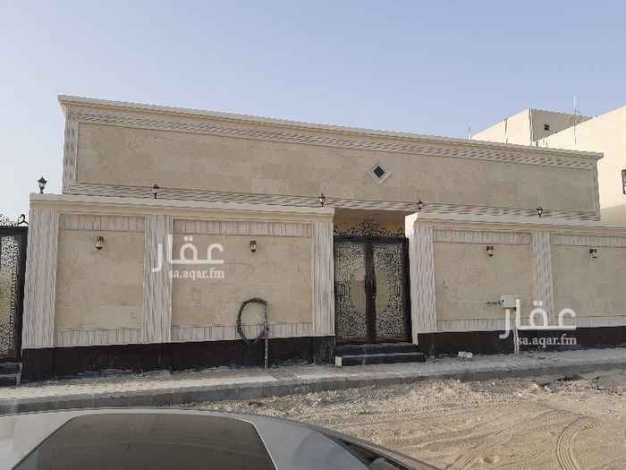 1585572 بيت للبيع ف حي الصواري دور وملحق مساحه ٤٠٠م السعر ٩٧٠الف الاستفسار الاتصال 0551901078