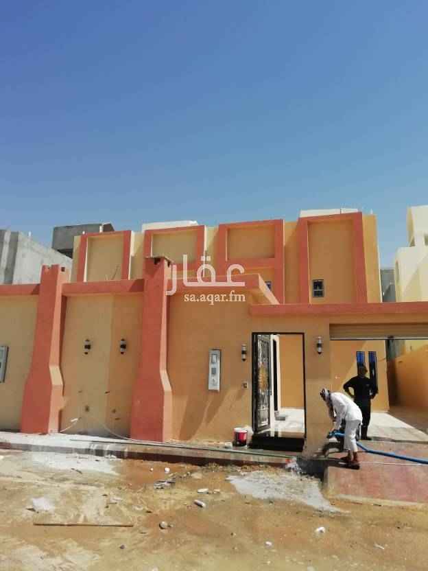 1690547 فيلا دوبلكس فاخره إستقبال ونوم مساحة 300 عليها ٨٨٠٠٠٠ريال تشطيب ممتاز موقع مميز عليها كافه الضمانات سباكه وكهرباء وخزانات وعوازل وأبواب أتوماتيكيه إمكانية سداد المديونية وتوفير الدفعه المقدمه مع تواجد حلول تمويله ميسره قريبه من مسجد ويوجد لدينا عروض أخري تناسب جميع احتياجات العميل للتواصل 0557288759 #تامر_مروان0551952153