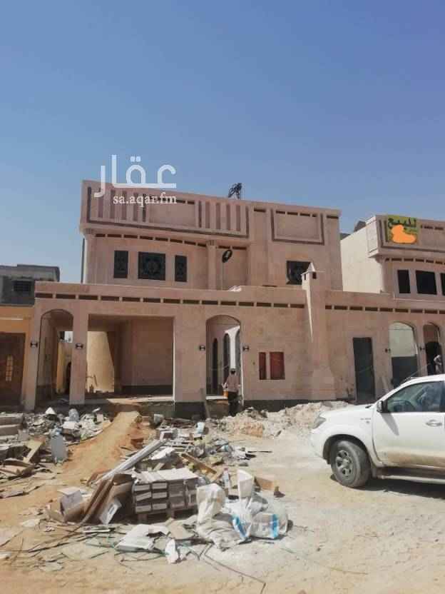 1694448 فيلا درج صاله وشقتين مساحه 450 عليها ١٤٠٠٠٠٠ريال تشطيب ممتاز موقع مميز عليها كافه الضمانات سباكه وكهرباء وخزانات وعوازل وأبواب أتوماتيكيه إمكانية سداد المديونية وتوفير الدفعه المقدمه مع تواجد حلول تمويله ميسره قريبه من مسجد ويوجد لدينا عروض أخري تناسب جميع احتياجات العميل للتواصل 0557288759#تامر_مروان 0551952153 الفيلا في حي العوالي
