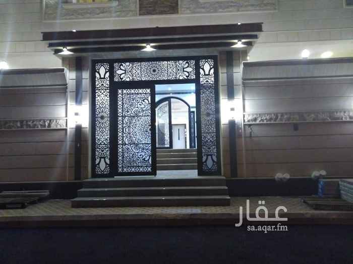 1420718 عماره للبيع في الحمدانية المساحه 900 عشر شقق كل شقه اربع غرف ثلاثه حمامات صاله مطبخ مدخلين السعر اربعه مليون قابله للتفاوض شارع 30 جديد ضمان بناء كهرباء واسباكه اعتذر موقع العماره غير دقيق للتواصل