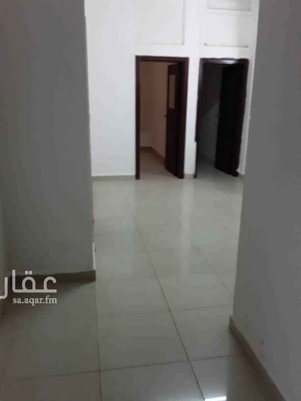 1633680 اربع غرف نوم وصاله ومجلس واسعه موقع مميز