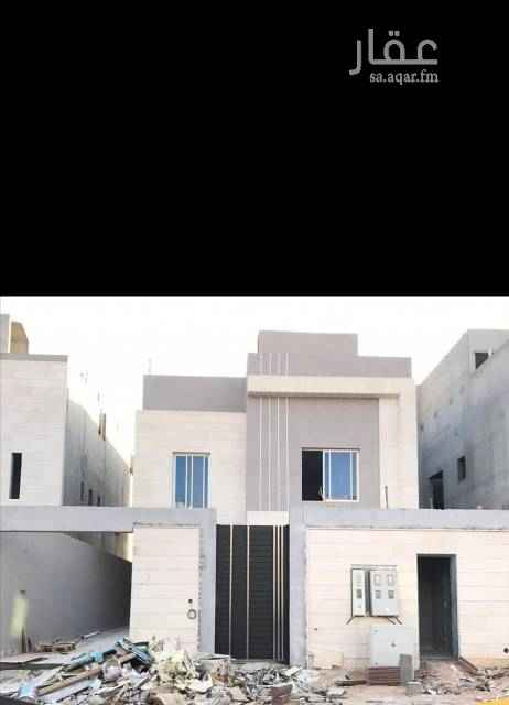 1745047 للبيع فيلا درج صاله مع شقتين
المساحه ٤٥٥
حطين النموذجى
شرقية شارع ١٥
استقبال مع ملحق خارجى
٤ اجنحه نوم وصالة
الشقق كل شقة ٣ غرف وصاله ومطبخ
السوم ٢٣٠٠٠٠٠