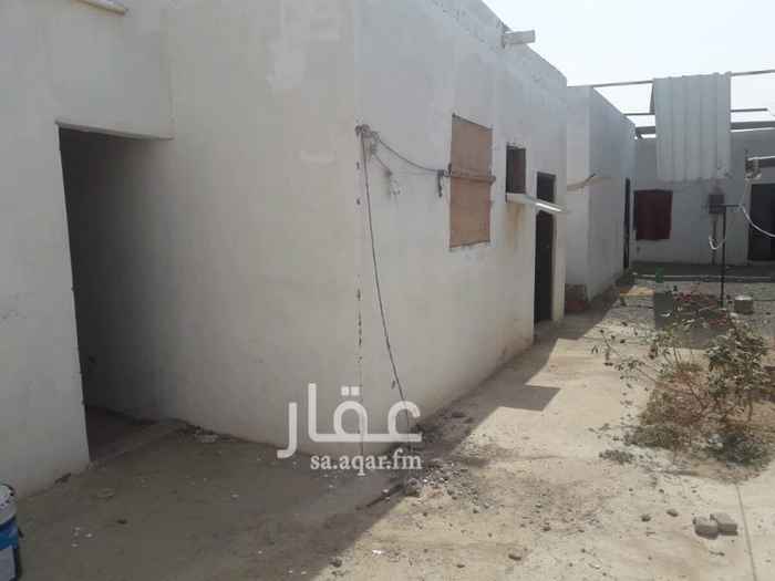 1387238 للبيع او للأجار حوش فيه ١٣ غرفه ٥ حمامات ٤ مطابخ مساحته ٦٢٠ بوثيقه ٢ عداد كهرباء