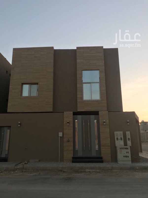 1741104 للبيع عدد 2 فيلا
الحي / القيروان
فيلا 1/
المساحه : 325 متر
الدور الاول :
درج صاله - مجلس - مقلط - مطبخ - غرفة سائق - مدخل سياره - دورات مياه
الدور الثاني :
ثلاث غرف نوم + دورات مياه
الشقتين / كل شقه يوجد فيها 3 غرف + صاله + مطبخ + دورات مياه
بقيمة مليون وسبعمائة الف
فيلا 2/
المساحه : 300 متر
الدور الاول :
درج صاله - مجلس - مقلط - مطبخ - غرفة سائق - مدخل سياره - دورات مياه
الدور الثاني :
ثلاث غرف نوم + دورات مياه
الشقتين / كل شقه يوجد فيها 3 غرف + صاله + مطبخ + دورات مياه
بقيمة 1600000