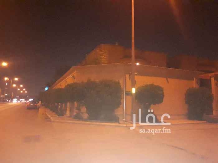 1297821 فيلا ايجار حي النخيل الغربي .. 750 متر .. مجلس رجال ونساء ومقلط وصاله و ٥ غرف نوم و ٤ حمامات و٢ مطبخ داخلي وخارجي راكب و السطح ٢غرفه ب ٢ حمام وحوش و مسبح و حديقه وغرفة سائق ومدخل يتسع سيارتين او ٣ سيارات .. التكيف مركزي راكب كل البيت.. شارع ٣٠ شمال + ١٥ غربي .. الوجه حجر اصفر رقم الفله 100