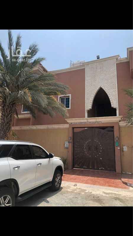 1755967 فيلا في جدة حي البساتين رائعععة😍 بسعر مناسب (وقابل للتفاوض)
يوجد 3 مداخل للفيلا
عدد الادوار دورين
الدور الاول فيه صالة وغرفة داخلية + حمام + مغسلة ، مكيفات
الدور الثاني فيه صالة و3 غرف و3حمامات + مطبخ + مغسلة
المميزات:
باركينج
مطابخ راكبة
مكيفات سبليت راكبة
غرفة سائق
حوش
دوبلكس
مدخل مستقل