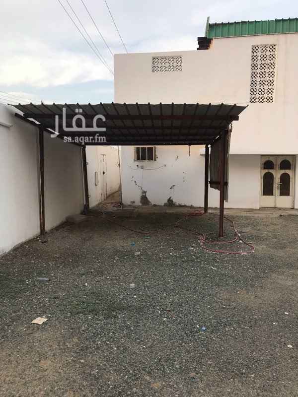 1246995 بيت دور مسلح مكون من 4 غرف + 2 دورة مياه+ صاله + مطبخ+ حوش + مدخل سياره + بياكه
يمتاز الموقع بجوار مجمع المدراس + عداد مستقل + خزان مستقل + دخولية ماء العين
الايجار : 1500 ريال شهري
الموقع : بحره المجاهدين الشماليه خلف مستوصف الحرس الوطني
للتفاصيل والاطلاع على العقار الاتصال ع الجوال
