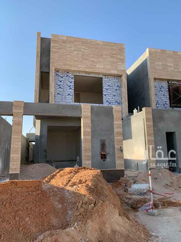 1760766 دبلوكس تصميم مودرن جنوبي على شارع ١٥م
المساحة ٢٨٠م
مكونه من مدخل سيارة،غرفة سائق،مجلس،مقلط،صالة،مطبخ،حديقة بالخلف،مصعد، ٤ غرف نوم مع دورة مياة خاصة، صالة بالدور الاول، صالة سينما بالسطح،حديقة بالسطح، غرفة خادمة،غرفة غسيل ملابس، مطبخ، غرفتين.
الموقع غير دقيق١٠٠٪ 📍
