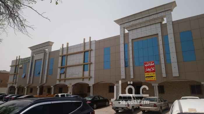 1336712 المتبقي مكتب واحد فقط مساحته ٨٧م (٣ غرف وصاله و٢دورات مياه و مطبخ ومكيفات) بسعر ٣٥ الف ريال
وليد 0508578674