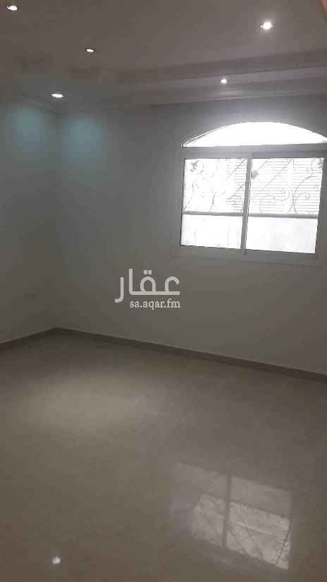 1751857 شقه ايجار بحي الربيع حالتها ممتازه مكونه من ٣ غرف وصاله
مكيفات واسبلت راكب ومطبخ راكب الفيلا رقمها ٣١