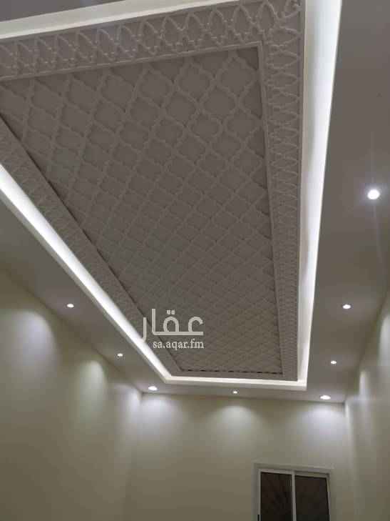 1460007 شقه ارضيه مدخلين
ثلاث غرف وصاله ومطبخ وحمامين
جميع الشقه جبس ابورد
اناره مخفيه ١٦ لون
حمامات افرنجي
ضمان على اناره جميع الشقه سنتين
تشطيب فاخر
موقع ممتاز
قريبه من المسجد وقريبه من المدارس وقريبه من شارع تجاري
يفضل عرسان او عائله صغيره