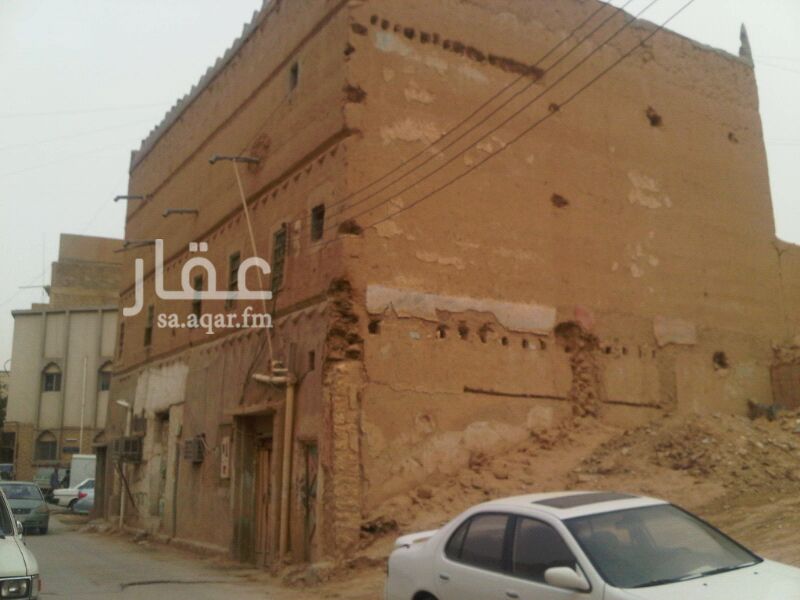238795 Room for rent
غرف عزاب للايجار
شارع الخزان خلف ابراج الخالدية
بالقرب من البطحاء وشارع الوزير ومجمع بن سليمان التجاري