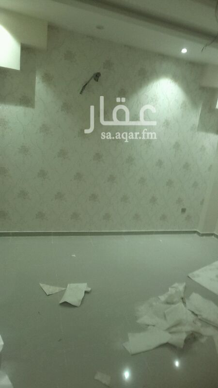 1699171 شقق فاخره للتمليك حي الصفاء 3تتكون الشقق من 5غرف صاله مطبخ 3دورات مياه مستودع خزان مستقل موقف غرفة سائق مساحههة175متر السعر 640الف