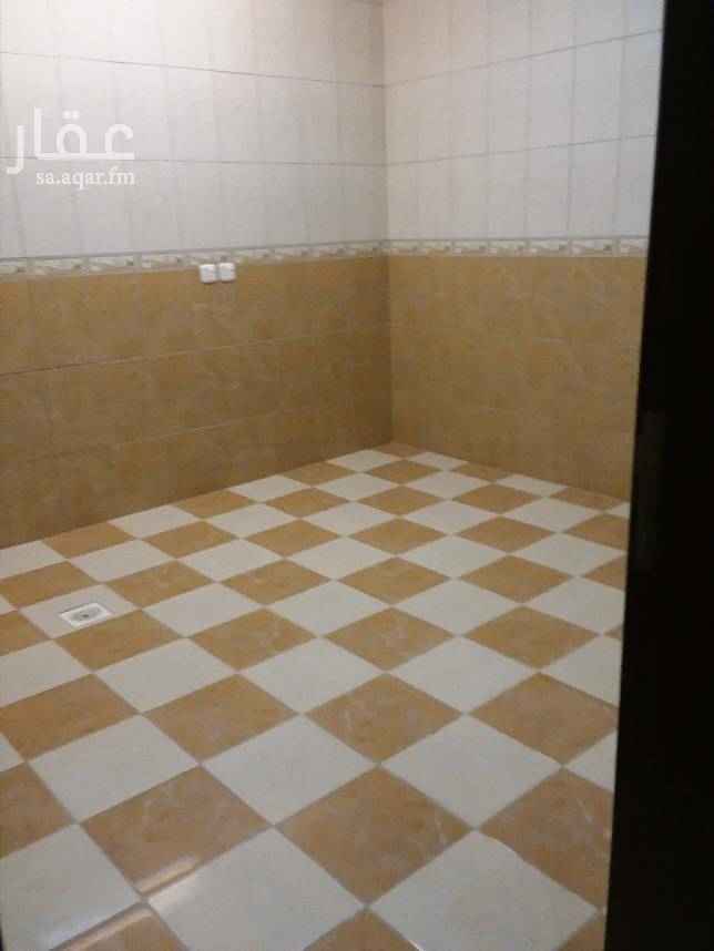 1554054 غرفتين ودورتين مياه وصاله كبيره مطبخ راكب عمر العقارسنه
ب١٦ حي النعيم شارع حراء