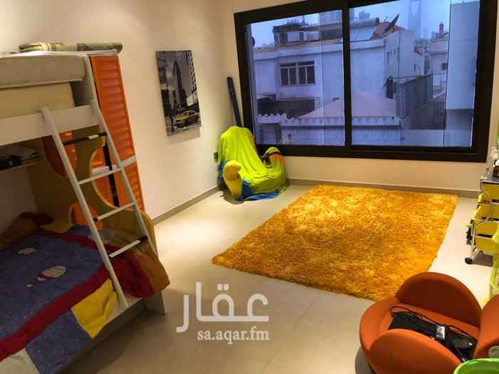 1756010 المساحة الإجمالية للفيلا : ٣١٢
مطلة على شارع عرضه ١٢
عمر الفيلا : ٤ سنوات .
الموقع حي العليا ( مجمع فلل جوهرة العليا )
تصميم حديث وجذاب .
إطلالة زجاجية للصالات على المسبح الخارجي
( الجناح الرئيسي يحتوي غرفة جكوزي بالإضافة لفاصل بباب زجاجي للاستحمام منفصلة عن دورة المياة ) وغرفة ملابس + كجلسة صغيرة داخل الغرفة ) + غرفة نوم بداخلها دورة
الدور الثالث : غرفة للغسيل + مجلس علوي بباب زجاج مطل على جلسة خارجية مطلة على برج المملكة والفيصلية + سطح
وحدات تكييف مركزي بجميع ارجاء الفيلا .
ضمانات شامل