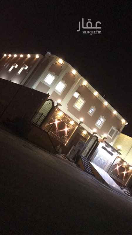 1372499 مستودع بدوره مياه وغرفه صغيره بوابه كبيره للايجار الشهري او السنوي وتقدر تدخل السياره جوه المستودع مساحته ١٢ متر في ٨ متر الموقع شمال الخميس حي التضامن مخطط ٣ رقم التواصل ٠٥٥٢٦٩٥٤٣٢