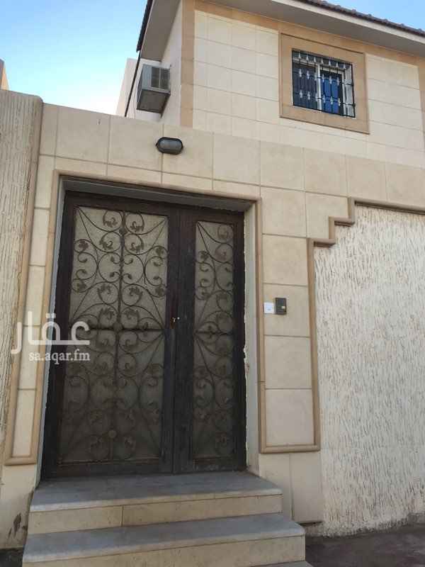 1462047 وحده علويه للايجار
ثلاث غرف ودورتين مياه
السطح غرفه مع دوره مياه
مطبخ مع مستودع صغير
صاله واسعه
مكيفين راكبات نظيفه وواسعه وموقع قريب لجميع الخدمات
التواصل : ابوراكان 0552071117