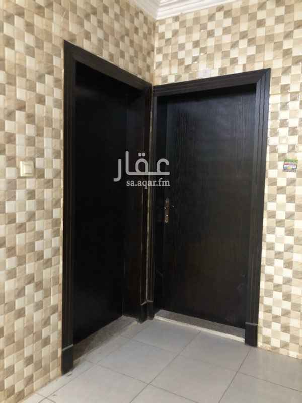 1759864 شقة للايجار تتكون من ثلاث غرف وصاله مطبخ دورتان مياه مدخلين
عمر العقار سنه وثاني ساكن تم تجديد الصبغ والسباكه والكهرباء اجيار شهري ١٣٥٠ موقع نظيف مميز لسكن خلف التميمي مدعوم الحي ب الصرف الصحي والمياه الحلوه والالياف البصريه قريب جميع الخدمات يوجد اصنصير 🌷