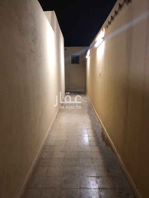 1503320 استراحه مكونه من مجلس مشب وغرفه ودوره مياه
