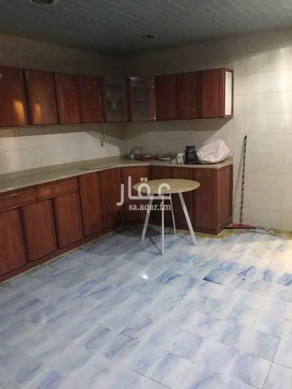 1693822 شقة غرفتين وصالة ومطبخ راكب ودورة مياة