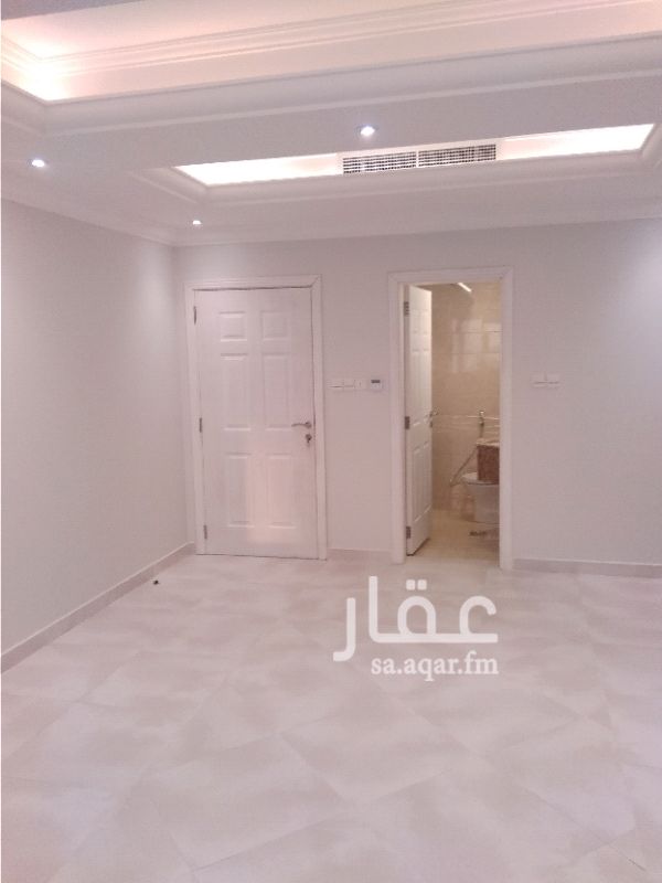 1135865 شقه للبيع في الشبيلي موقع ممتاز عوازل مائيه وحراريه ضمانات علي الكهرباء والسباكه تفاوض المعقول للاستفسار والمعاينة جوال
٠٥٥٢٨٦٦٩١٧ابو ابراهيم