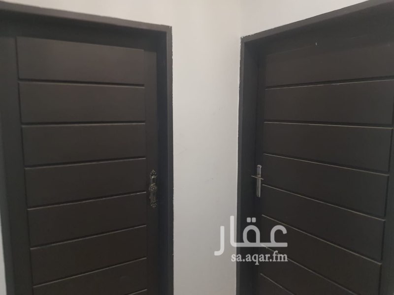 1693302 شقه للإيجار في فيلا دور اول
٣ غرف وصاله مدخلين
ديكورات
الايجار ١٤٠٠ شامل الكهرباء
والماء مشترك
للإستفسار :
0552889111
عبدالعزيز
مكتب سكن الضاحيه العقاري