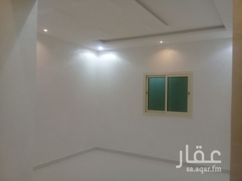 1644547 شقق فاخرة للبيع مساحة 183متر وجها شرقيه قريبه من جميع الخدمات خزان خاص لكل شقه عداد كهرباء ومياه خاض لكل شقه ضمنات علي السباكه والكهرباء
ضمنات علي الخلاطاط ضمنات علي عزل الحمامات
شقة 5غرف مجلس مقلط صاله مطبخ 3حمام 3غرف نوم منهم وحدة مستر مدخلين لشقه
يوجد مصعد في العمارة
السعر 420000الف ريال
نوفر الدفعة الاولي
للاستفسار 0552940000
او 0500986312