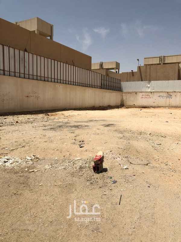 1121371 ارض سكنية في حي المصيف في موقع مميز وقريبة من الشارع العام ( طريق الامام سعود بن عبدالعزيز - مخرج 9 )
تقع على شارع 20 م .
الواجهة : شرقية
المساحة 840 م ( 24 * 35 ) .
الارض مجزئة ويمكن شرائها كأرض كاملة بمساحة 840 م ، او شراء جزء منها والذي يمثل 420 م
محدودة من المالك : 1,400,000 ريال بالنسبة للارض كاملة 840م و 750,000 ريال بالنسبة لنصف الارض والتي تعادل 420م
السعر قابل للتفاوض مع المشتري الجاد
البيع مباشرة من وكيل المالك