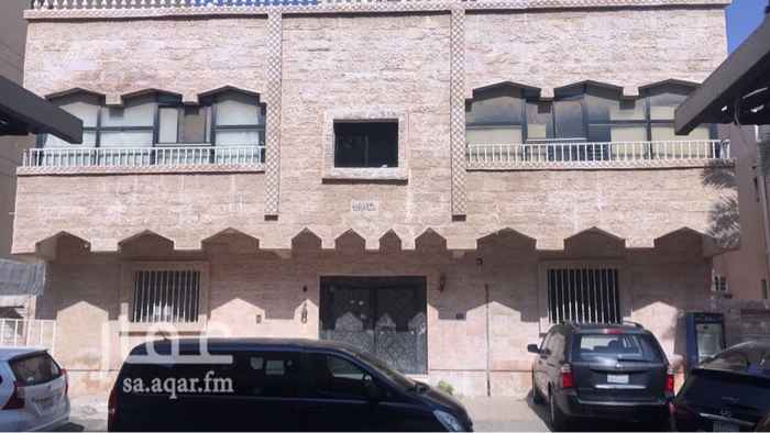 1288658 عماره في جدة حي النهضه استخدام شخصي عمرها ٣٠ سنه واجهة جنوبي ش ١٥ م
مساحه الارض ٦٠٠م٢
خمسه شقق كل شقه من خمس غرف
مطلوب ٣ مليون صافي