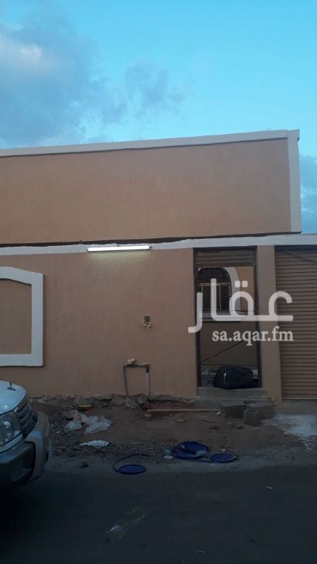 1296721 * للبيع عماره دور واحد شقتين*
في حي العزيزيه ت٥
المساحه ٥٠٠ متر
على شارعين ١٨ و٦ غربي وشرقي
كل شقه ٤ غرف ومدخلين عمر العقار ٦ سنوات ....
العمارة بناء شخصي..
المطلوب ٨٥٠ ألف