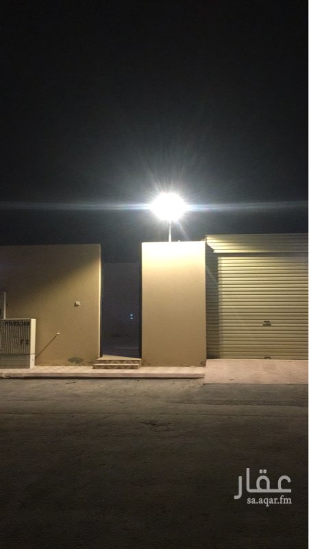 1754460 استرحه لاجار مستخدمه ست اشهر فقط
عباره عن مدخل سياره الحوش ياخذ ٤سيارات +مجلس واسع١٤*٥ +غرفه ٤*٤+مطبخ راكب ودورة مياه
الدفع كاش او دفعتين فقط لا يقبل الشهري
الموقع حي الامانه جنوب ابن عطوه قريبه من طريق الملك سلمان والملك فهد