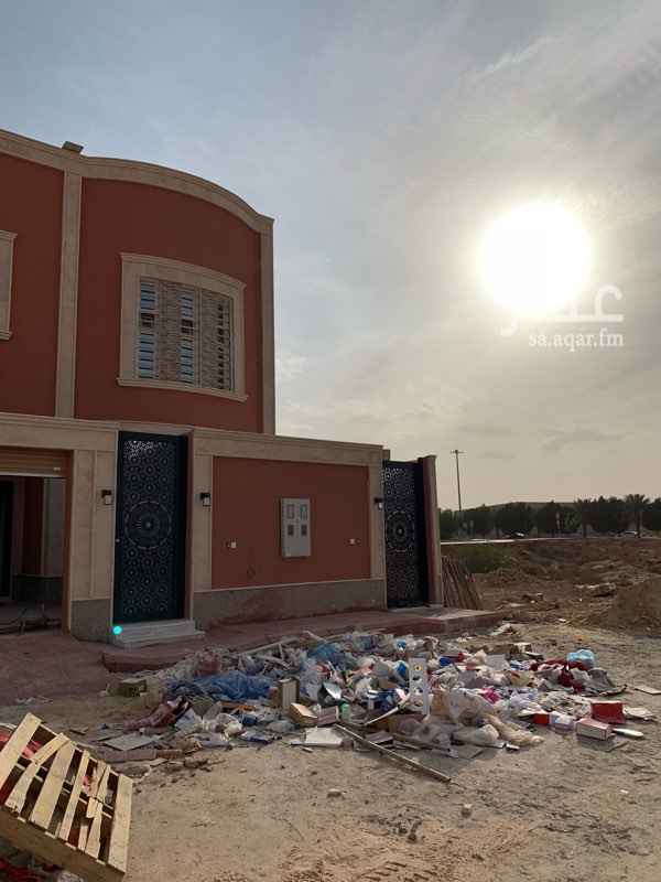 1502649 مكونه من دور مسروق وشقه مدخل
خاص قريبه من الخدمات
مكتب السلامه للعقارات
0553135552
0507171851