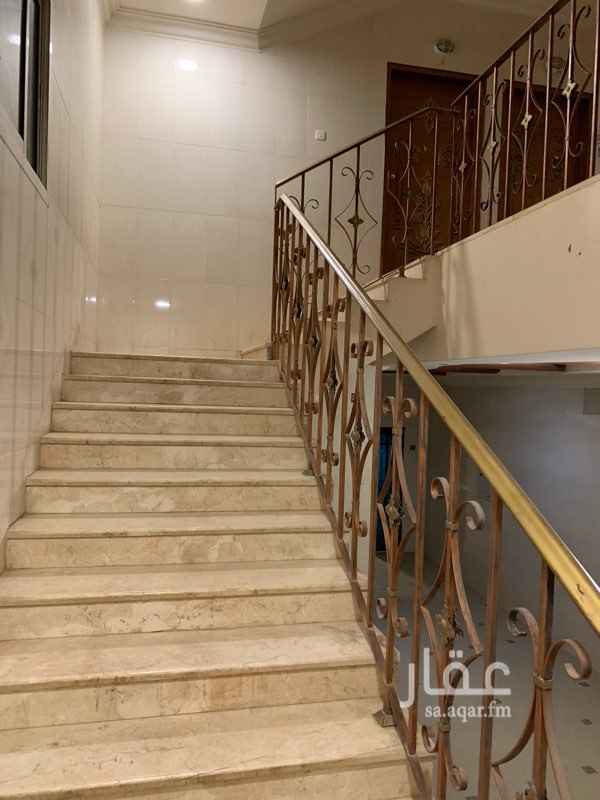 1542568 شقة دور ثالث مع السطح
مكونه من ثلاث غرف وصاله
ودورتين مياه ومطبخ وسطح خاص
مكتب السلامه للعقارات
0553135552
0507171851