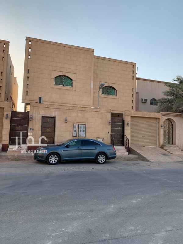 1695287 شقة دور اول
مكونه من ثلاث غرف وصاله
ودورتين مياه ومطبخ
مكتب السلامه للعقارات
0553135552
0507171851
