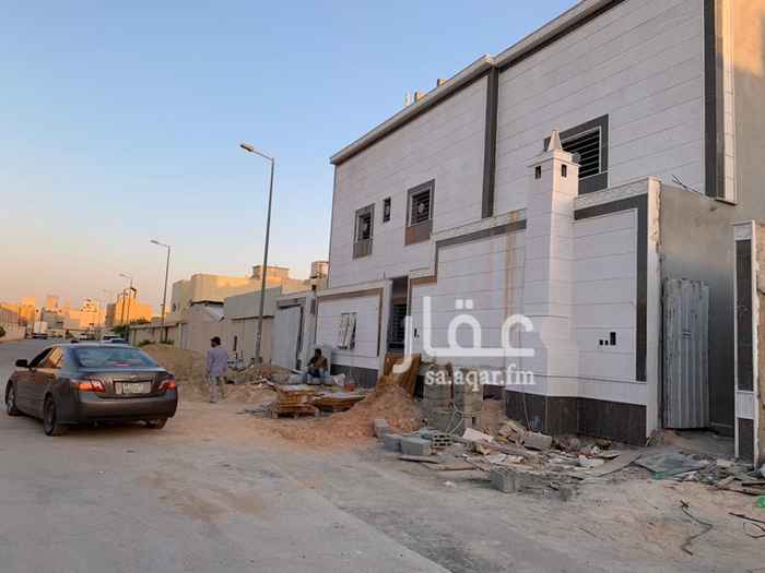 1705435 فله درج صاله وشقتين
مكونه من خمس غرف نوم ومجلس رجال
ومجلس نساء ومقلط مدخل رجال ومدخل نساء
الموقع في المربع الذهبي
مكتب السلامه للعقارات
0553135552
0507171851