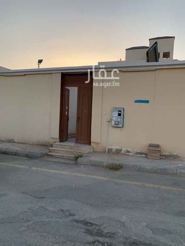 1740943 استراحه عزاب
مكونه من مجلس وحوش ودكه
مكتب السلامه للعقارات
0507171851
0554666024