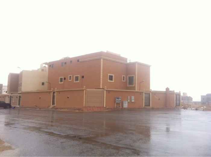1668491 للايجار دور علوي عباره عن شقتين فوق بعض للإيجار في فيلا كبيرة مساحتها 500 م على شارعين 20 متر حي ظهرة لبن وقريب منها جامع كبير وجديد ..
لكل شقة مدخلين
شقة الدور الاول 3 غرف والدور الثاني 4 غرف وسطح
تصلح لاخوين او زملاء
وممكن تاخذه عائلة وحده وتكون دورين 7 غرف نوم صالتين 4 دورات مياة مطبخين واحد منها راكب وسطح
الايجار لكلا الشقتين 30 الف سنوي او ٣ الاف شهري
والشقق مدخلها مستقل ولكل شقة عداد مستقل
( في حالة عدم الرد بالاتصال امل التواصل واتساب )