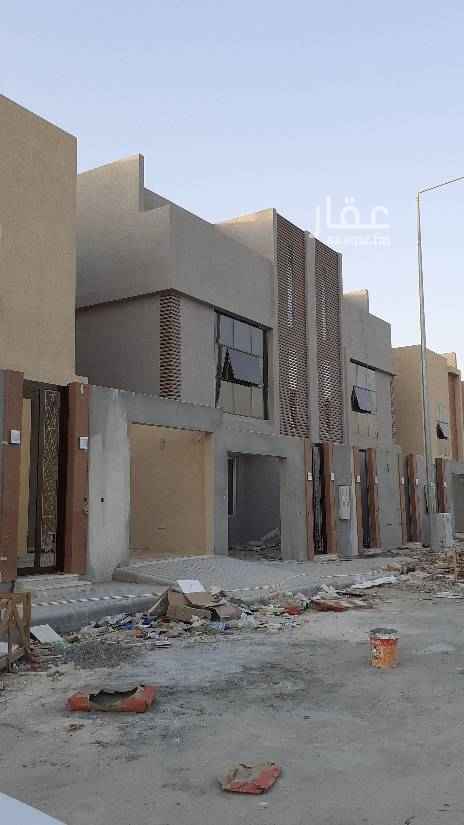 1707285 حي القيروان فلل درج صالة
دوبلكس بشقة مليون وأربع
وبدون شقة مليون وثلاث
تشطيب راقي
وضمانات
الموقع غير دقيق