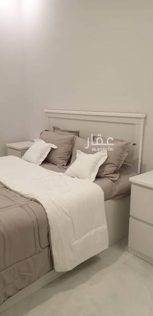 1691651 ابحر الشمالية جدة ذهبان بالقرب من جامعة الاعمال والتكنولوجيا
بمساحة اكثر من 700متر مربع بقسمين رجال ونساء.
قسم رجال بمدخل مستقل ومجلس كبير مزود بشاشة تلفاز 55بوصة ونظام صوتي سماعات بسقف المجلس وكذلك مايكروفون متصل بها يمكن استخدامه في المناسبات والمحاضرات.
قسم النساء بمدخل مستقل ومجلس كبير مزود بشاشة تلفاز 55بوصة ونظام صوتي سماعات بسقف المجلس ومايكروفون متصل بها يمكن استخدامه في المناسبات والمحاضرات .ومسبح نظام اوفر فولو .غرفة نوم داخلية
مطبخ متكامل .يوجد زل - وطاولة مع كراسي
للتواصل:0553316696